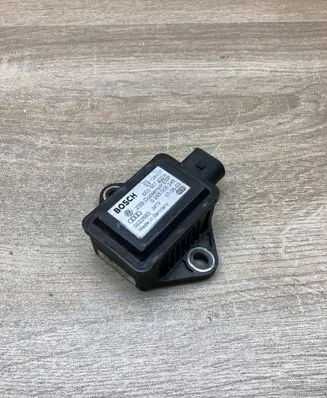 Audi A6 S6 C5 4B ESP acceleration yaw rate sensor 8E0907637A 0265005245