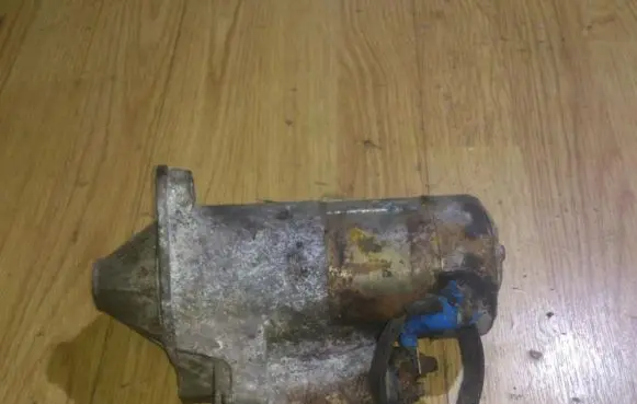 Nissan Prairie Starter motor 2330051e10 m1t72181