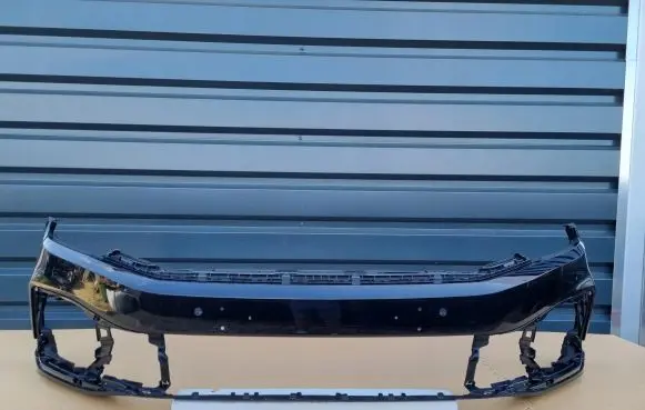 Volkswagen PASSAT B8 Front bumper 3G0807221G