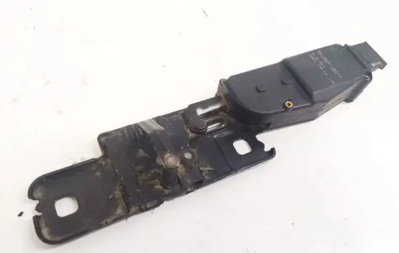 Audi Q7 4L Tailgate/trunk/boot lift motor 4F9827383B