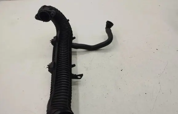 Volvo V50 Air intake hose/pipe 76895577 7M51 C6W4A