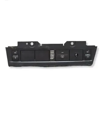 Ford Focus Windscreen/window heater switch 4M5113D734