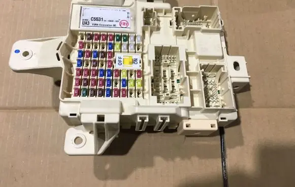 KIA Sorento Fuse module 91950C5531