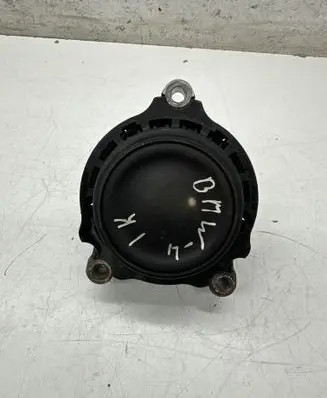 BMW 4 F32 F33 Engine mount bracket 6856403