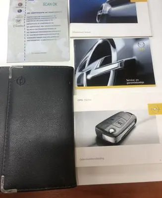 Opel Vectra C Owners service history hand book 
