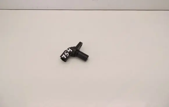 Toyota Yaris Camshaft position sensor D154