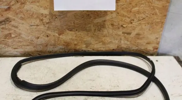 Subaru Legacy Front door rubber seal LEGACYIV