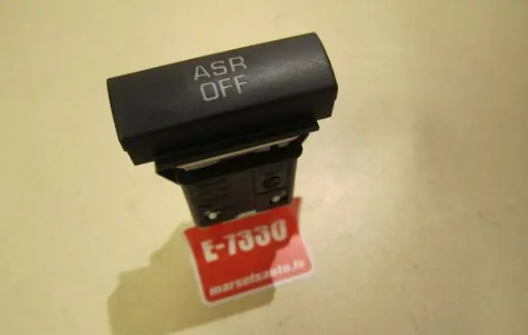Traction control (ASR) switch