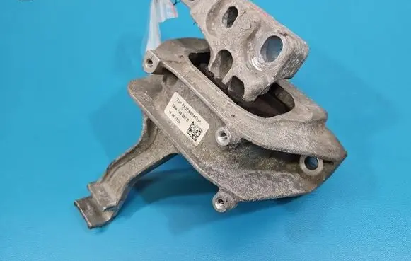 Volkswagen Tiguan Engine mount vacuum valve 5WA199262D IMPRK1554441