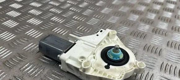 Land Rover Discovery Sport Front door window regulator motor 917226100