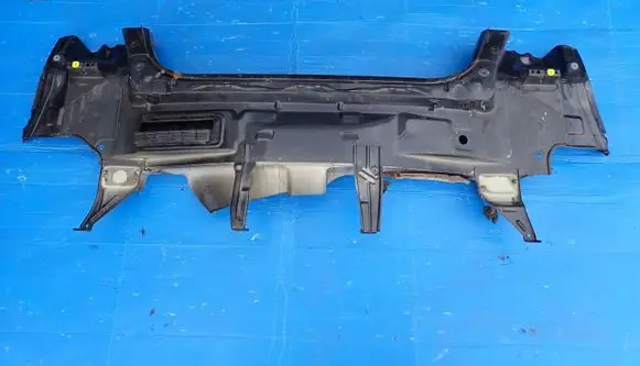 Suzuki Swift I Rear bodywork 