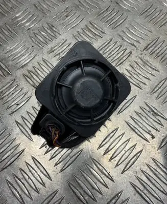 Skoda Superb B8 (3V) Alarm system siren 5Q0951605A 5Q095161
