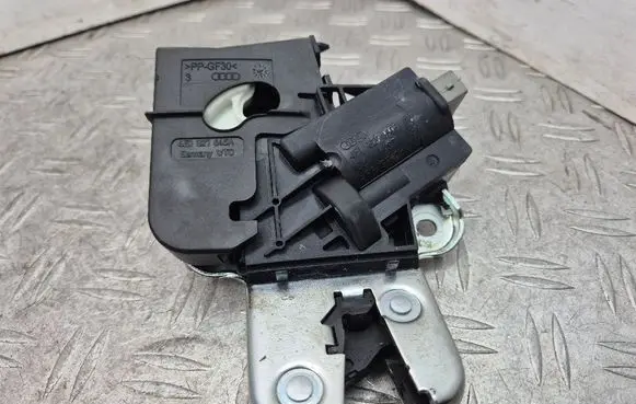Audi A6 S6 C6 4F Tailgate/trunk/boot lock/catch/latch 4F5827505D 4E0827645A