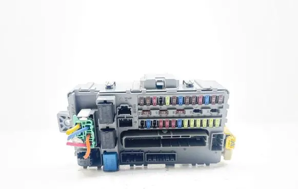 Honda Accord Fuse module 116RA000008