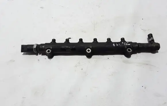 Volvo S60 Fuel main line pipe 8658252