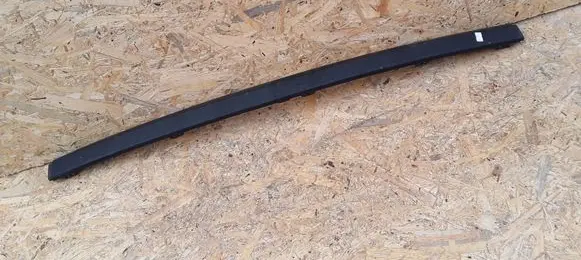 Rear bumper trim bar molding
