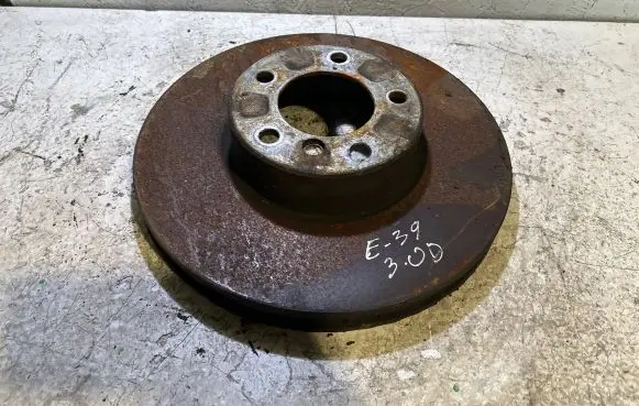 BMW 5 E39 Front brake disc
