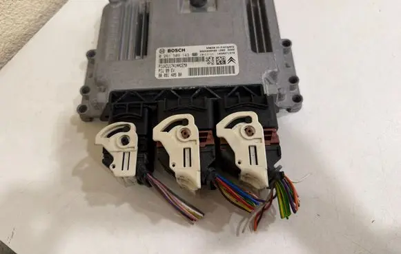 Peugeot Partner Engine control unit/module 9804809480