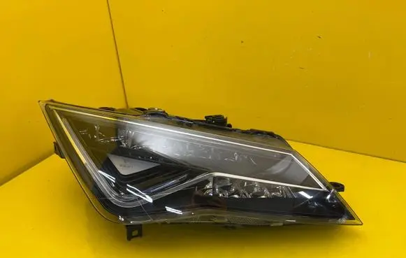 Seat Leon (5F) Headlight/headlamp 5F1941008G