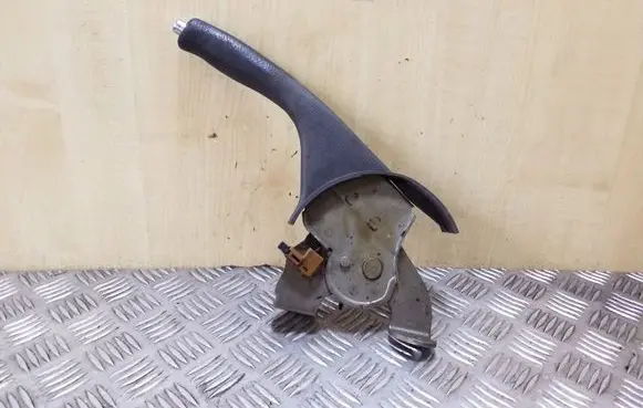 Handbrake/parking brake lever assembly