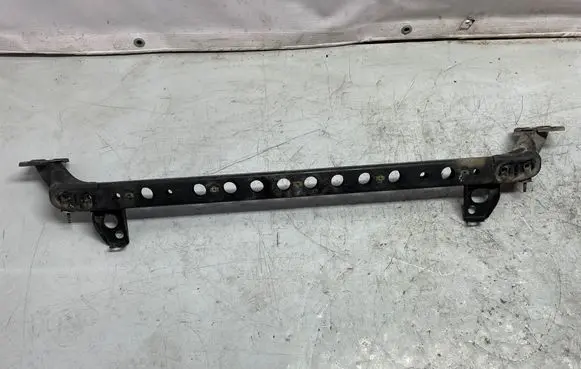 Opel Insignia B Bottom radiator support slam panel 84316409