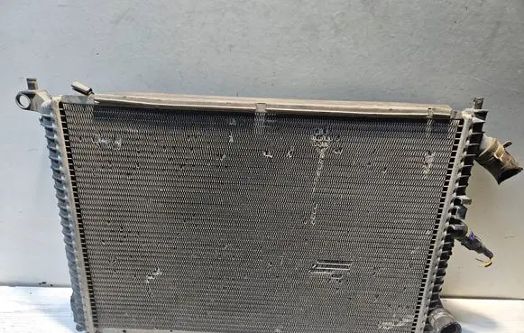 Renault Laguna I Coolant radiator 7700821916 2177400003N