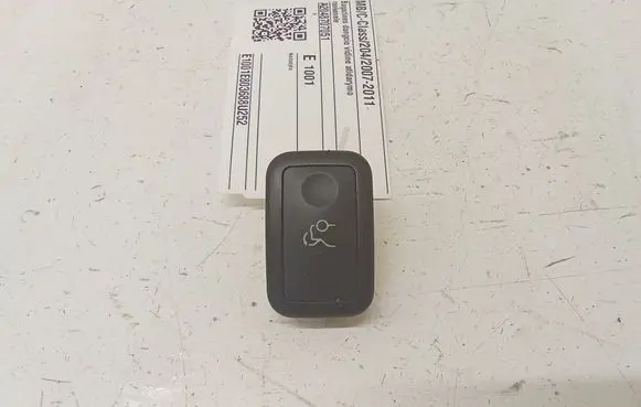 Mercedes-Benz C W204 Tailgate interior release/open handle A2048707051