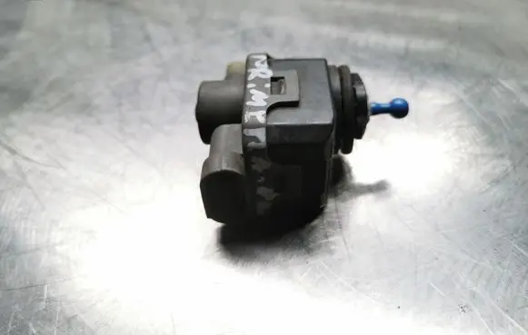 Nissan Primera Headlight level adjustment motor 