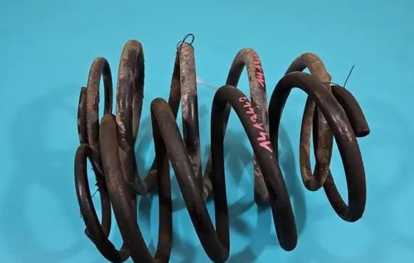 Jeep Cherokee III KJ Rear coil spring IMPRK1413443