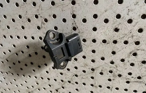 Subaru Outback Air pressure sensor 0798009150 22627AA430