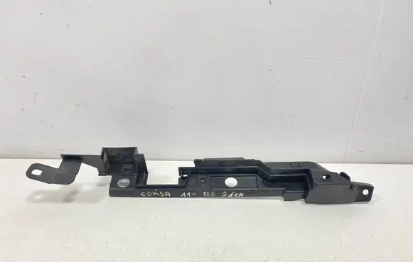 Opel Corsa D Front bumper mounting bracket 13266901