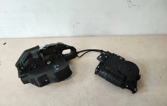 BMW 7 F01 F02 F03 F04 Rear door soft close latching motor 41533098 7185687