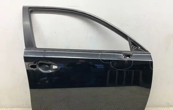 Lexus CT 200H Front door 