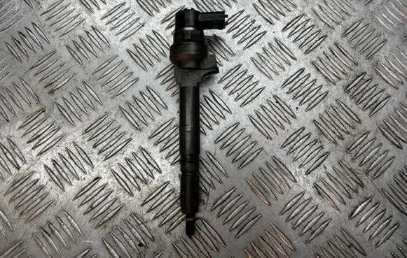 Opel Astra G Fuel injector 0445110
