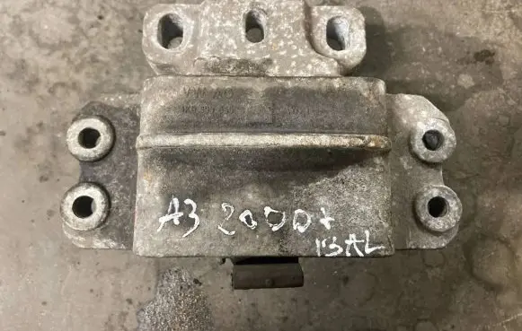 Audi A3 S3 8P Engine mount bracket 1K0199555