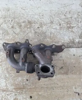 Mazda CX-7 Exhaust manifold