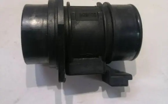 Opel Movano A Mass air flow meter 5WK9609 7700314057 H7700314669