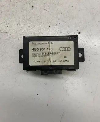 Audi A6 S6 C5 4B Alarm control unit/module 4B0951173