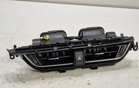 Toyota C-HR I Dash center air vent grill 55670F4010