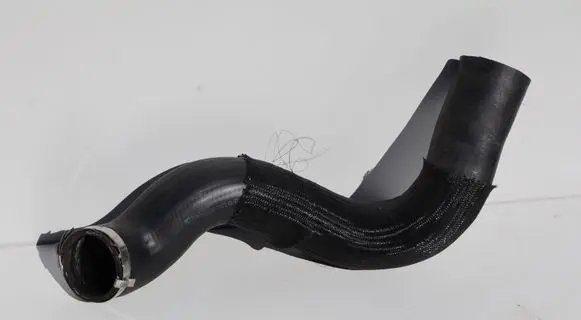 Volvo V60 Intercooler hose/pipe 30792545 2400348