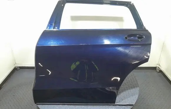 BMW X7 G07 Rear door 