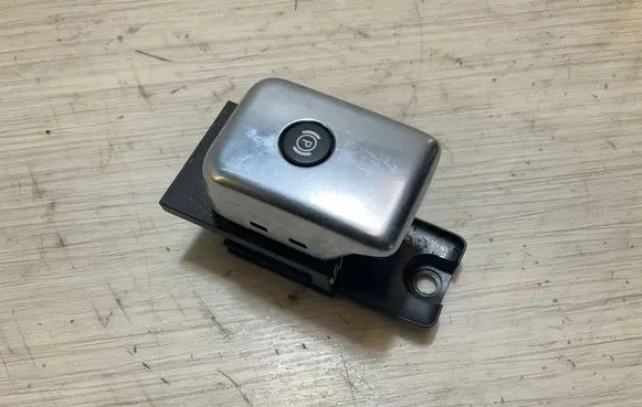 Land Rover Discovery 4 - LR4 Hand brake release handle AH2215K850AC 120613