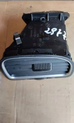 Volkswagen Golf VI Dashboard side air vent grill/cover trim 5K0819710