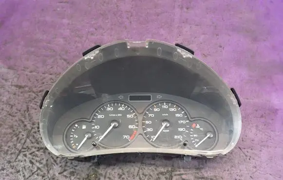 Peugeot 206 CC Speedometer (instrument cluster) 