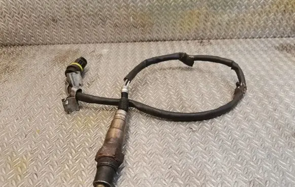 Mercedes-Benz C W203 Lambda probe sensor 0025400617