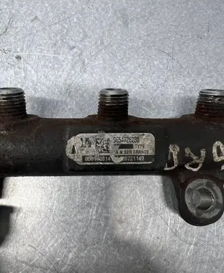 Ford Focus Fuel main line pipe 9654726280