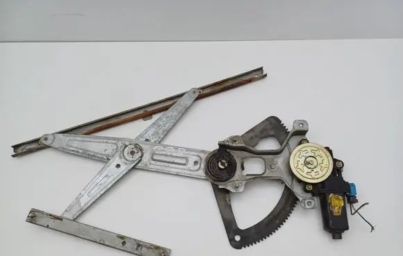 Chevrolet Rezzo Front door window regulator with motor 