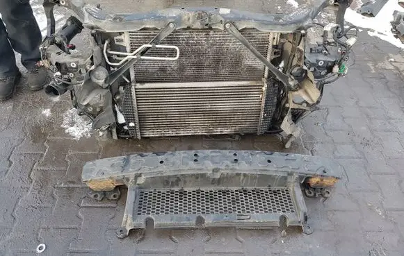 Chrysler Voyager Radiator set 