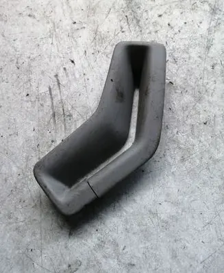 Volvo S80 Seat belt trim 