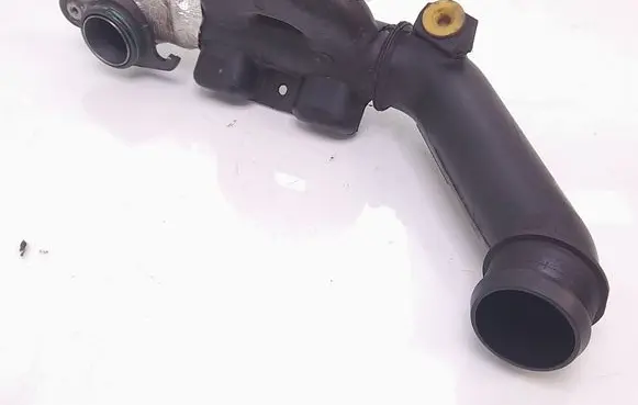 Peugeot 308 Engine coolant pipe/hose 9653778480E